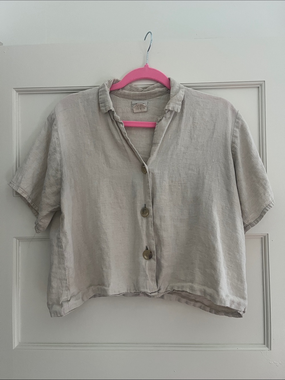 Flax Light Gray Cropped Linen Button-Front Shirt